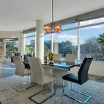 3 Bedrm Palace Suite - King Fl Bed & Free Ev Charging
