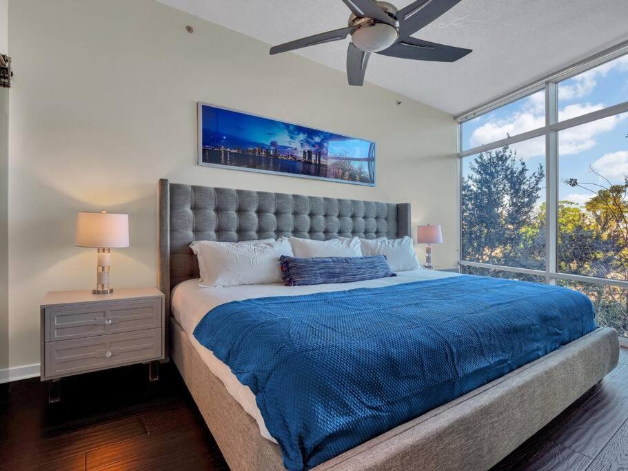 3 Bedrm Palace - King Fl Bed & Free Ev Charging Orlando